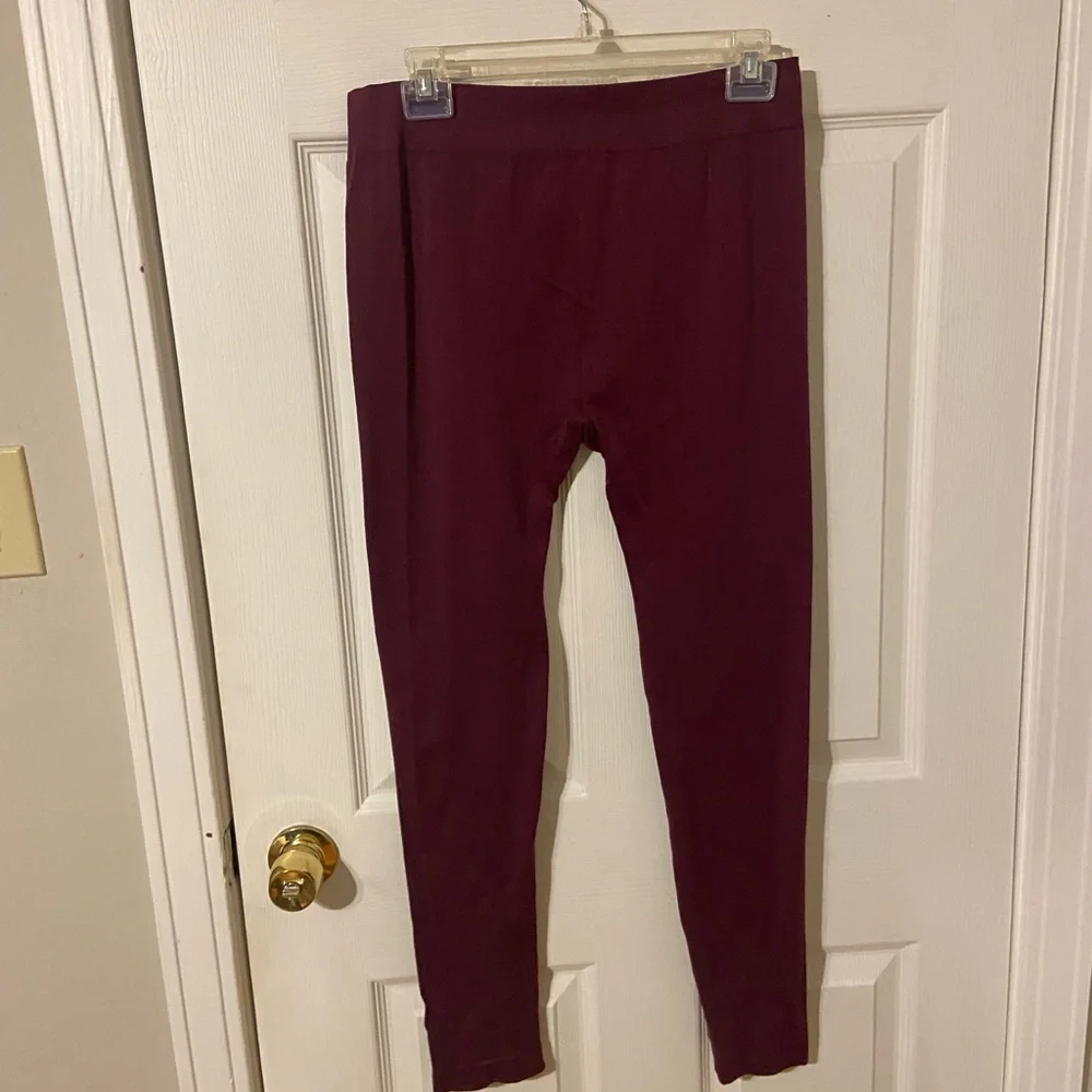 Women’s Maroon Leggings